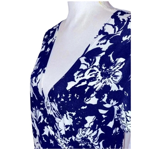 Apt. 9 Brand Ladies Retro Wrap Dress, Black and White Floral Design in Size XL - Picture 3 of 7